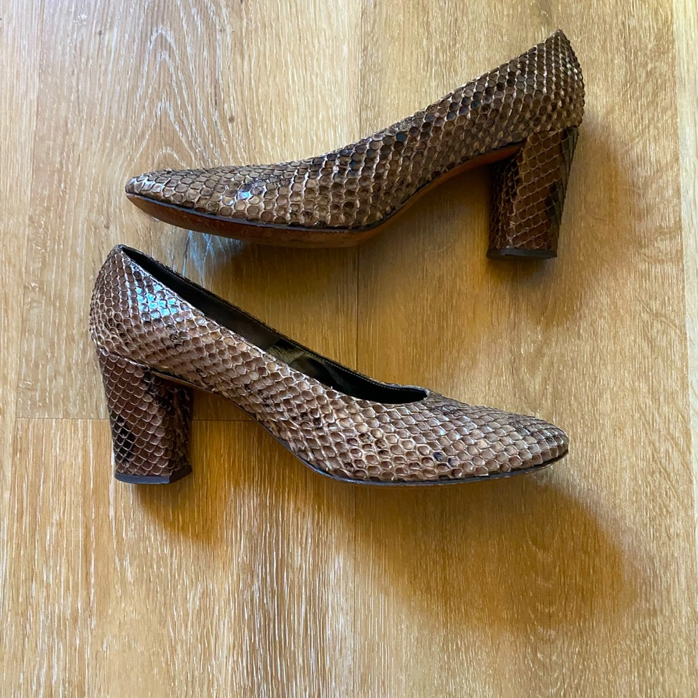 VINTAGE Genuine Snakeskin Heels Size 5 1/2-6